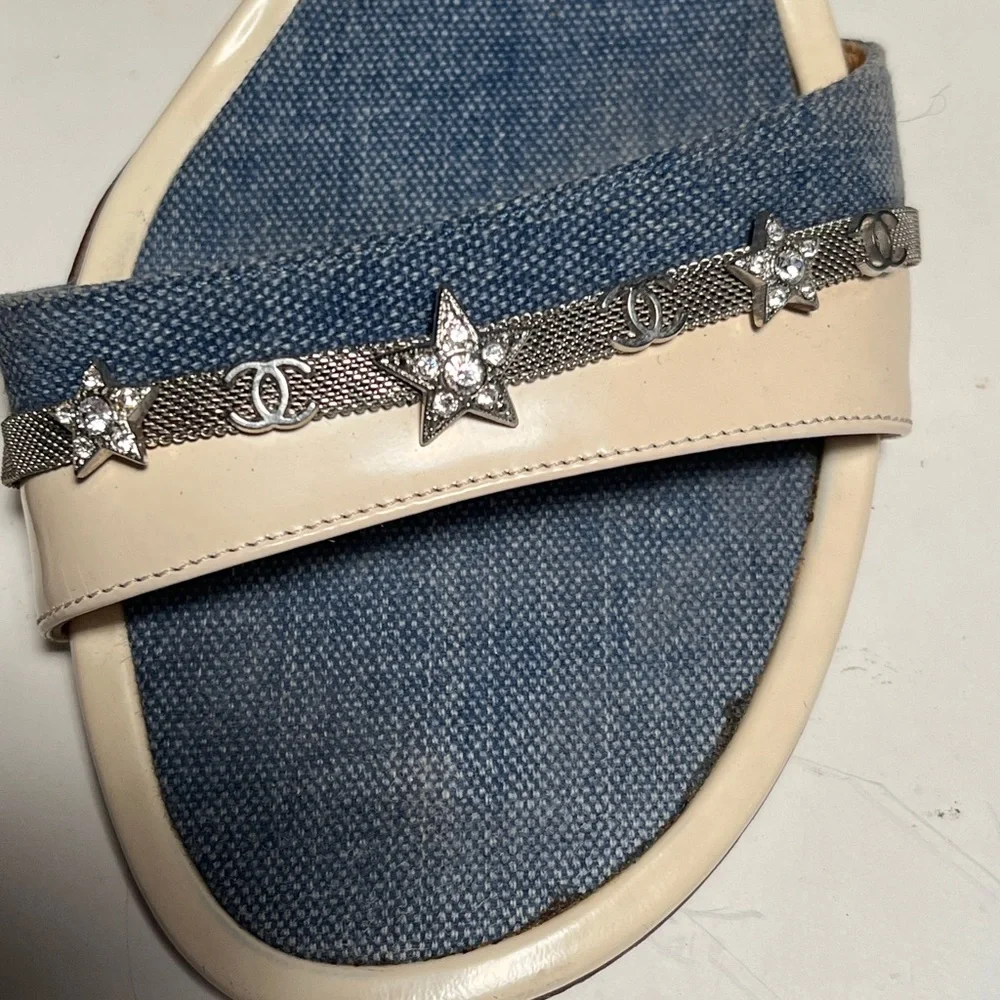 CHANEL Denim and Beige Star Sandals